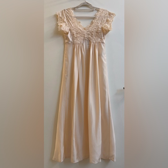 Zara Dresses & Skirts - Ivory Lace Detail Slip Dress